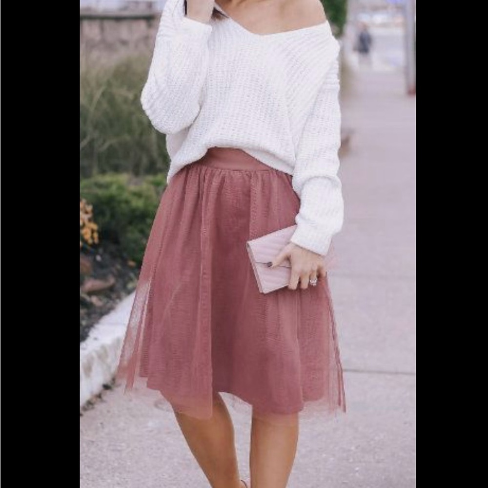 Elegant Midi Mauve Tulle Skirt